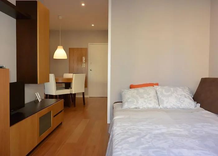 Julio Dinis Flat Porto